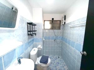 Ένα μπάνιο στο Patong Canal Villa 209 +10 φωτογραφίες