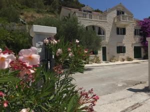 Gallery image of Apartments Renata in Pučišća
