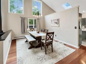 Posezení v ubytování Sugar Hollow home + 37 fotografií