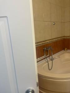 Koupelna v ubytování House with a very quiet location Shtëpi me një vendndodhje shumë të qetë + 4 fotografie