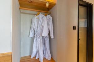 XintanHuangshan Tunxi Shangjiexing Riverview Resort Hotel的相册照片