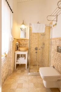 A bathroom at Kupina Alaçatı