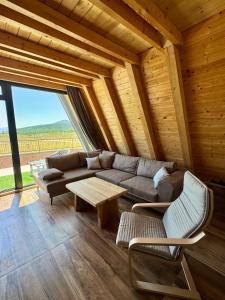 Posezení v ubytování Piva Paradise + 37 fotografií