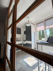 Nhà bếp/bếp nhỏ tại Retro Lounge