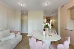 Χώρος καθιστικού στο Apartments Marilyn - Close to the Beach +1 φωτογραφίες