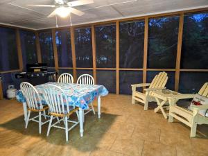 Foto dalla galleria di Spacious & Serene 3 bedrooms a New Bern