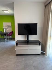 Gallery image of Schönes Apartment 310 direkt am Flughafen-Messe und SI-Centrum Stuttgart in Leinfelden-Echterdingen +3 photos