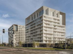 Το κτήριο όπου στεγάζεται  το διαμέρισμα