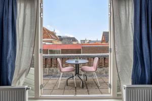 Balkoni atau teres di Apartment in the center of Alkmaar