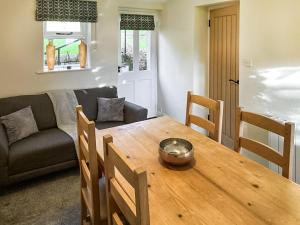 Istumisnurk majutusasutuses Rowan Cottage