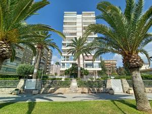 O grădină în afara FIRST LINE SEASIDE - 1 Bedroom BENICASSIM TORREON