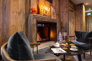Posezení v ubytování Hotel MONT-BLANC VAL D'ISERE