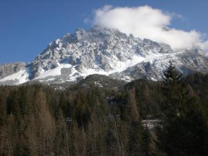 A general mountain view or a mountain view taken from a szállodákat