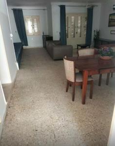 Χώρος καθιστικού στο Stand alone Villa Seabreeze with private pool