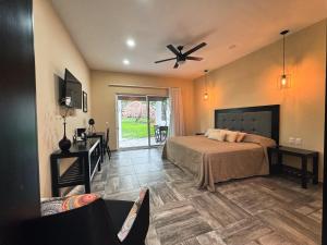 Galería fotográfica de Finca Garullo Hotel Boutique en San Rafael