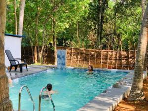 Piscina di Nature World Jungle Paradise o nelle vicinanze