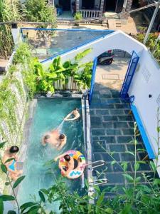 A piscina em ou perto de Lazy Bear Villa By The Little Hoi An