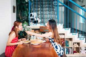 Os clientes hospedados em Lazy Bear Villa By The Little Hoi An