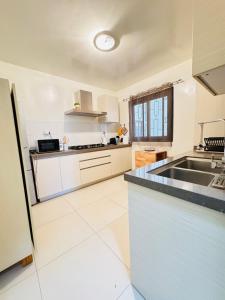 Cucina o angolo cottura di Un Écrin de Sérénité à Dakar Point E