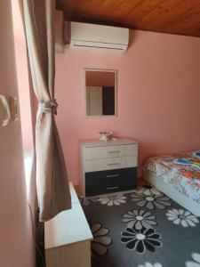 Fotografie z fotogalerie ubytování Guest House Mimi v destinaci Krapec + 19 fotografií