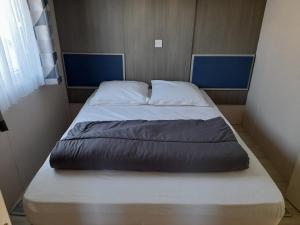 Gallery image of le mobile home Le Victory situé au Camping Le Rio in Noyelles-sur-Mer