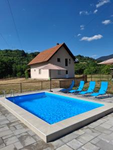 The swimming pool at or close to Apartmani Petar