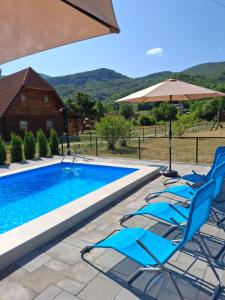 The swimming pool at or close to Apartmani Petar