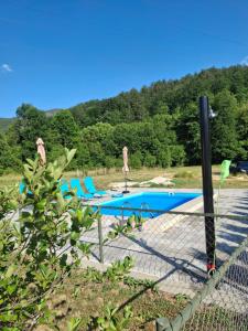 The swimming pool at or close to Apartmani Petar