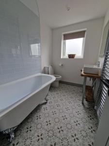Ένα μπάνιο στο Pentwyn Cottage, Bwlch Brecon +38 φωτογραφίες