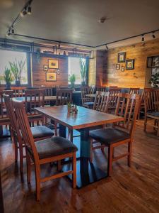 Posezení v ubytování Andante Pension & Restaurant + 17 fotografií