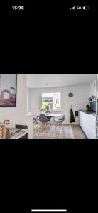 Kuchyň nebo kuchyňský kout v ubytování Wilson Park House Helsingborg