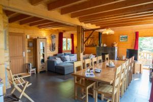 O zonă de relaxare la Beau chalet moderne 12p - Risoul village -My lodge