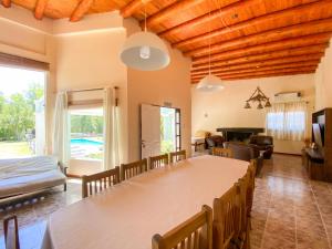 O zonă de relaxare la Silencio, cielo estrellado y naturaleza en Cañon del Atuel