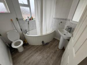 Ένα μπάνιο στο Private room in Coventry