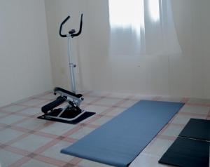 Fitness centrum a/nebo fitness zařízení v ubytování Nestled Vacation Home in St Johns Antigua