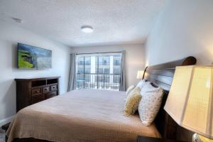 Postel nebo postele na pokoji v ubytování Le Cartier Apartments Sunny Isles + 38 fotografií