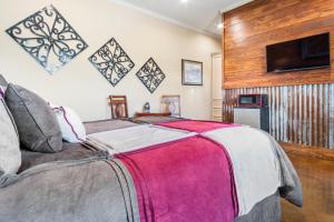 Postel nebo postele na pokoji v ubytování Timbuctoo Guest Suite 1