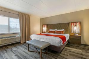 Postel nebo postele na pokoji v ubytování Best Western Plus McCall Lodge and Suites