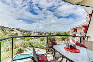 Balcone o terrazza di Panoramic Ocean View CBD Appartment