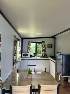 Afbeelding uit fotogalerij van Nui Stay in Haapiti +9 foto's