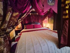 Mynd úr myndasafni af Romantic Harry Potter Themed Home í Brisbane