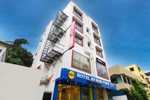 Bangunan di mana terletaknya hotel