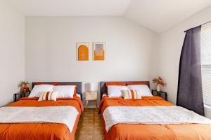 Voodi või voodid majutusasutuse Spacious Home for Large Groups - PS5, Arcade, Gameroom toas