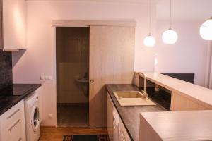 Kuchyň nebo kuchyňský kout v ubytování Metsa 49 Apartment