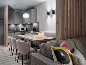 Kuchyň nebo kuchyňský kout v ubytování Hotel Garni Pinzgau, Fabian Hüttl
