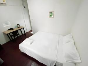 GO INN Siriraj BKK โกอินน์ ศิริราช客房内的一张或多张床位