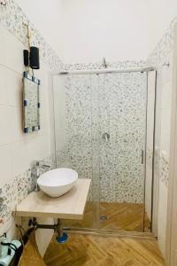 Bilik mandi di Planet Suite Ruins