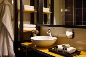 Gallery image of Domotel Neve Mountain Resort in Palaios Agios Athanasios +42 photos