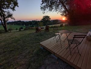 Alba o tramonto visti dall'interno della casa vacanze o dai dintorni