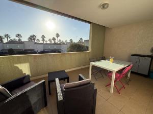 Μπαλκόνι ή βεράντα στο Evasion Valras Appartement Cosy avec Piscine +3 φωτογραφίες